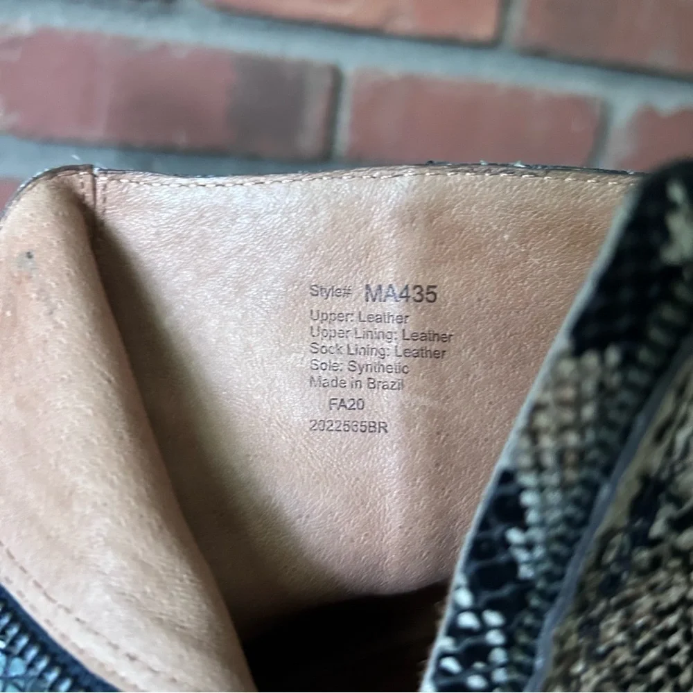 Madewell the Rosie Ankle Boot in Snake Embossed Leather Sz 9